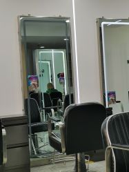 -Coo Hair salon