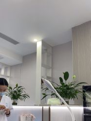 -痘院士专业祛痘皮肤管理