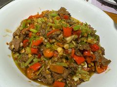 -黄泥岗·地道湖北菜(奥特莱斯店)