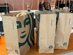 -星巴克臻选(莘庄仲盛店)