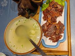-乔家小院•非遗驴肉•本地小海鲜(滨河路店)