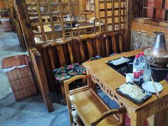 -果松木炭酸菜铜火锅·外婆参鸡汤