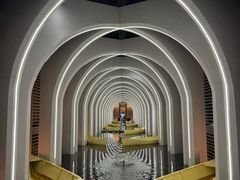 -涨巢·潮玩水疗局