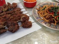 -欧提汗·新疆餐厅·清真(银都路店)