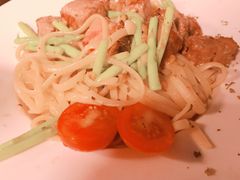 -layback cafe & bar