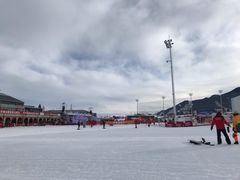 -丝绸之路山地度假区滑雪场
