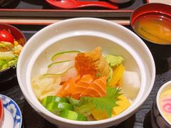 -小山日本料理(兴业太古汇店)