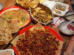 -泥糊破店小酒馆·团建聚餐(南京西路店)