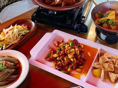 -隔壁老王·家常云南菜(花巷店)