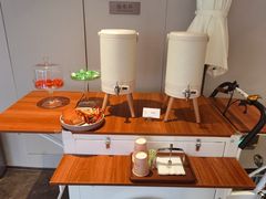 -J cafe 朝夕餐厅