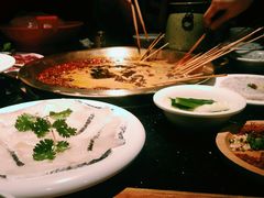 -潮火锅·麻辣牛肉火锅(观音桥方圆·LIVE店)