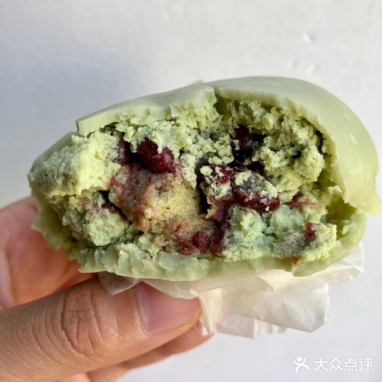 芋泥雪媚娘 芋泥很细腻