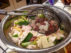 -周良天山牛杂城(天山路总店)