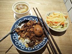 -红猪卤肉饭(大西洋美食城店)