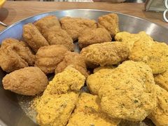 -BHC炸鸡(明洞总店)