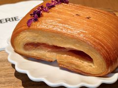 -VERIE BAKEHOUSE