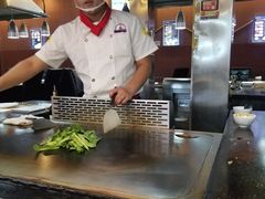 -利昂法式铁板主题餐厅(新奥购物中心店)
