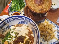 -蜗牛小馆醉乡民谣云南菜(惠新西里店)