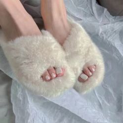 -悦指间美甲美睫