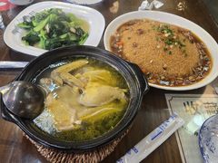 -缘来聚·徽菜名店(黄山宏村店)