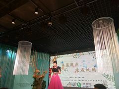 -伊和园清真餐饮