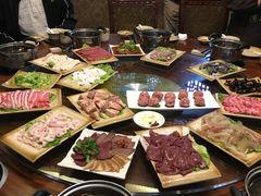 -周老三跷脚牛肉·全牛火锅(非遗传承店)
