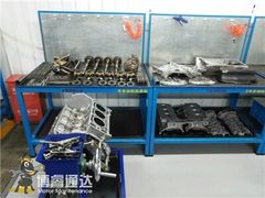 奔驰发动机漏油维修-博睿通达汽车修理站