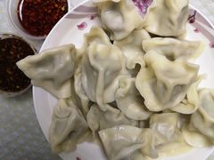 -雪乡人家东北菜·铁锅炖一切(高斯路店)