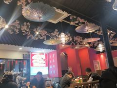 -老街烧烤大排档·地道湖北菜·龙虾馆(汉口火车站店)