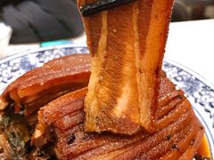 -巢香扣肉馆