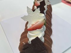 -VERIE BAKEHOUSE