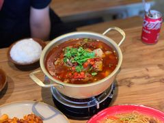 -先启半步颠小酒馆(白麓里店)