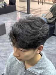 -米可造型烫发染发