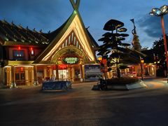 -七彩云南欢乐世界