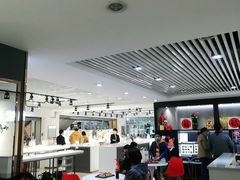 -宏宇眼镜蔡司依视路折扣店(兆佳眼镜城店)