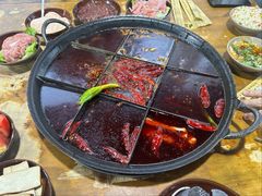 -正南齊北重庆老火锅(光华村直营店)