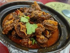 红焖牛尾-董厨煨汤馆(车站路店)