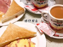 牛油多士-香港新发烧腊茶餐厅(书城店)