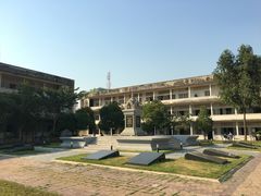 -吐斯廉屠杀博物馆