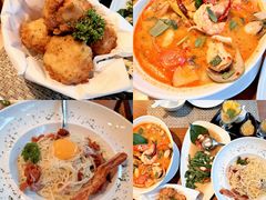 -Chom Cafe and Restaurant