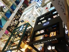 -宝龙城(杭州滨江店)