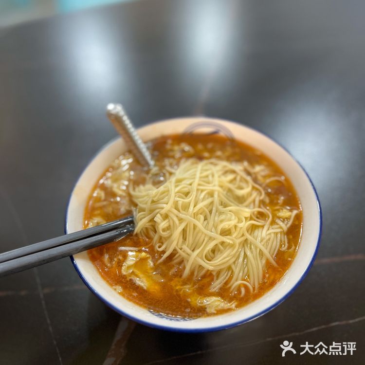 这家苏曹记据说很正宗,是老字号,在白沙传了好几代