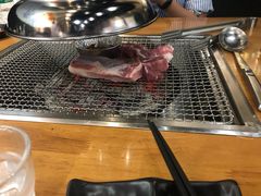 -肉甲韩国木炭烤肉(新壹街1店)