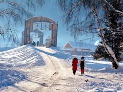 -天山神秘大峡谷