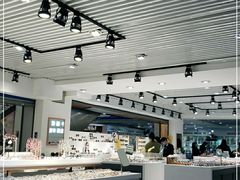 -宏宇眼镜蔡司依视路折扣店(兆佳眼镜城店)