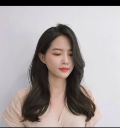 -变画·发型STUDIO