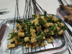 烤韭菜-马克力木手抓炕锅烤羊肉(盐湖一小区店)