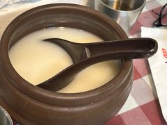 -益百岁牛尾汤(香山路店)