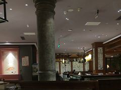 -八府香鸭·啫啫煲(华山路店)