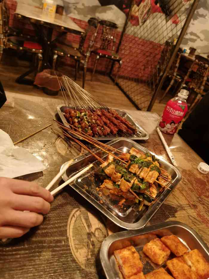 战地烧烤(文化街店)-"我们去的是金昌印象那家 但我听说好像是一.